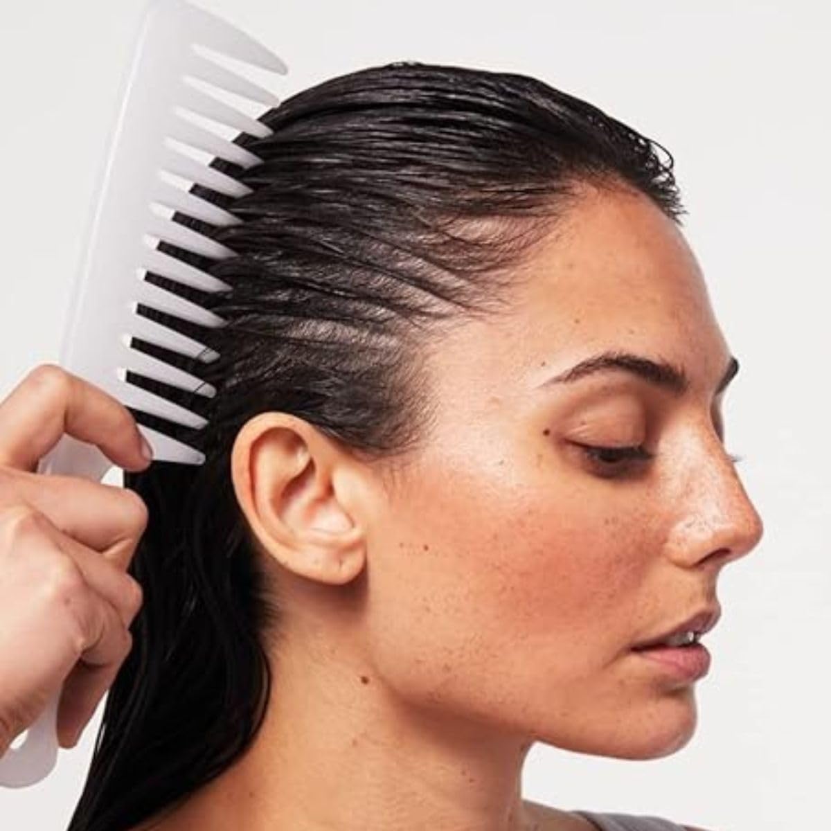 Paul Mitchell Pro Professional Detangler Comb Wet and Dry