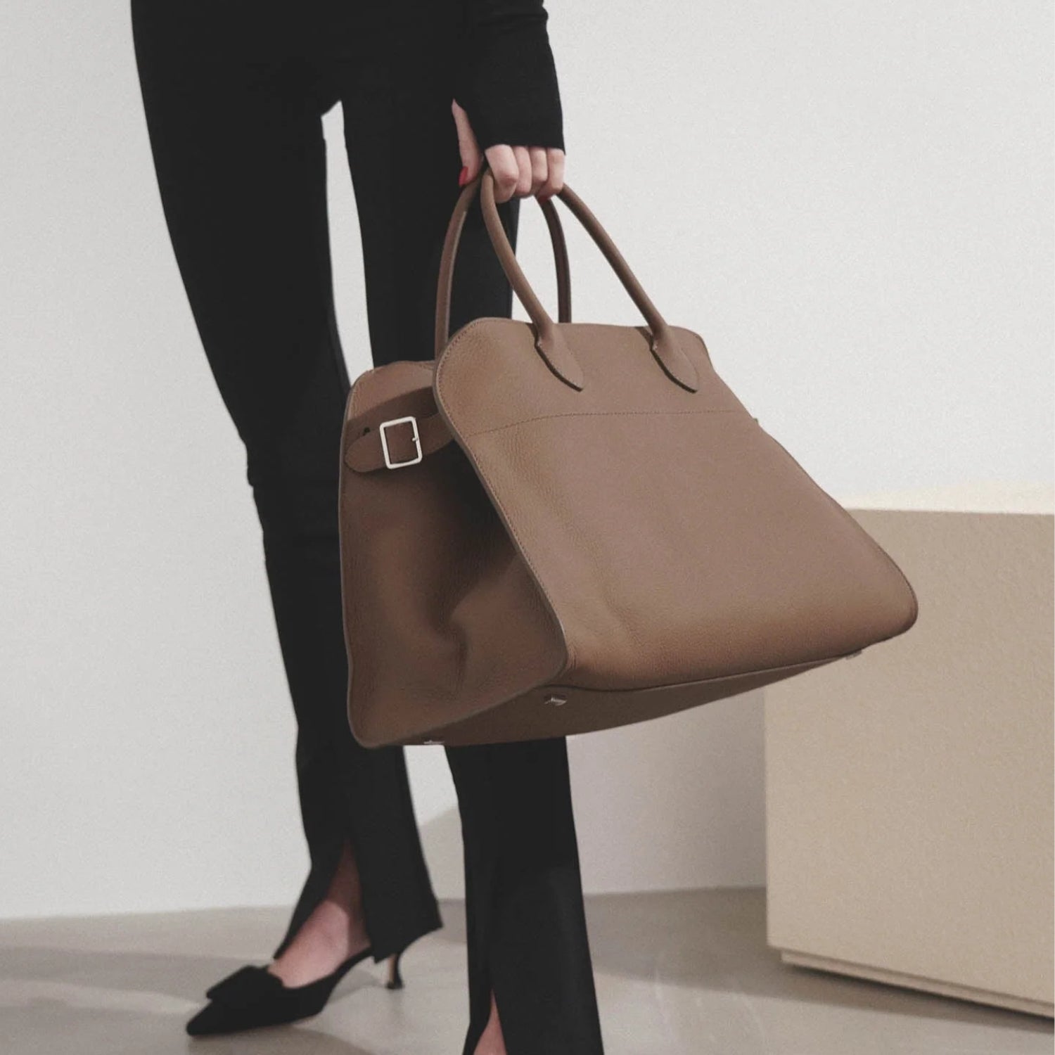 Modern Structured Grained Leather Tote Bag – Large, Mocha, Taupe or Black