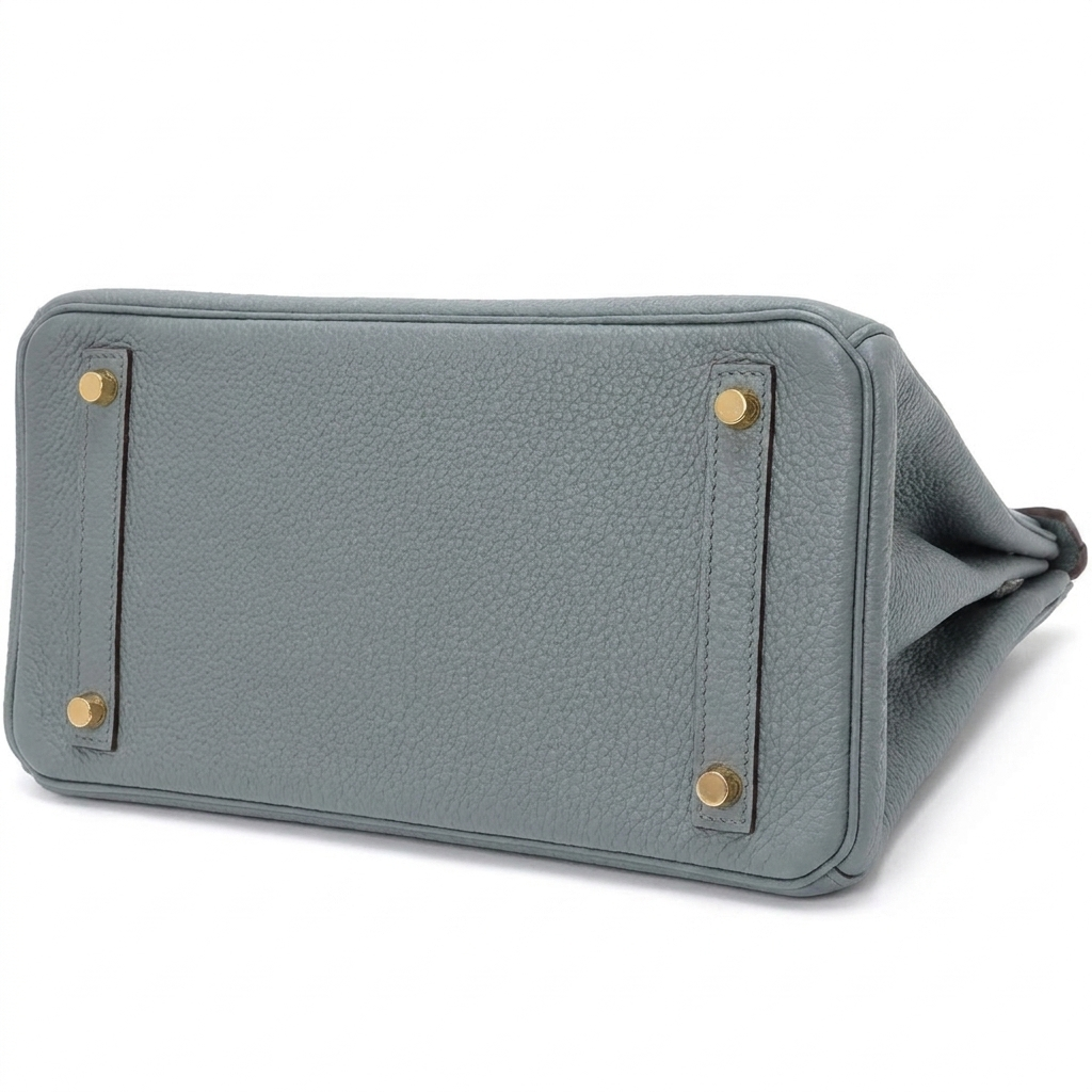 Leather 30 structured handbag in grey blue pebbled leather with gold hardware details