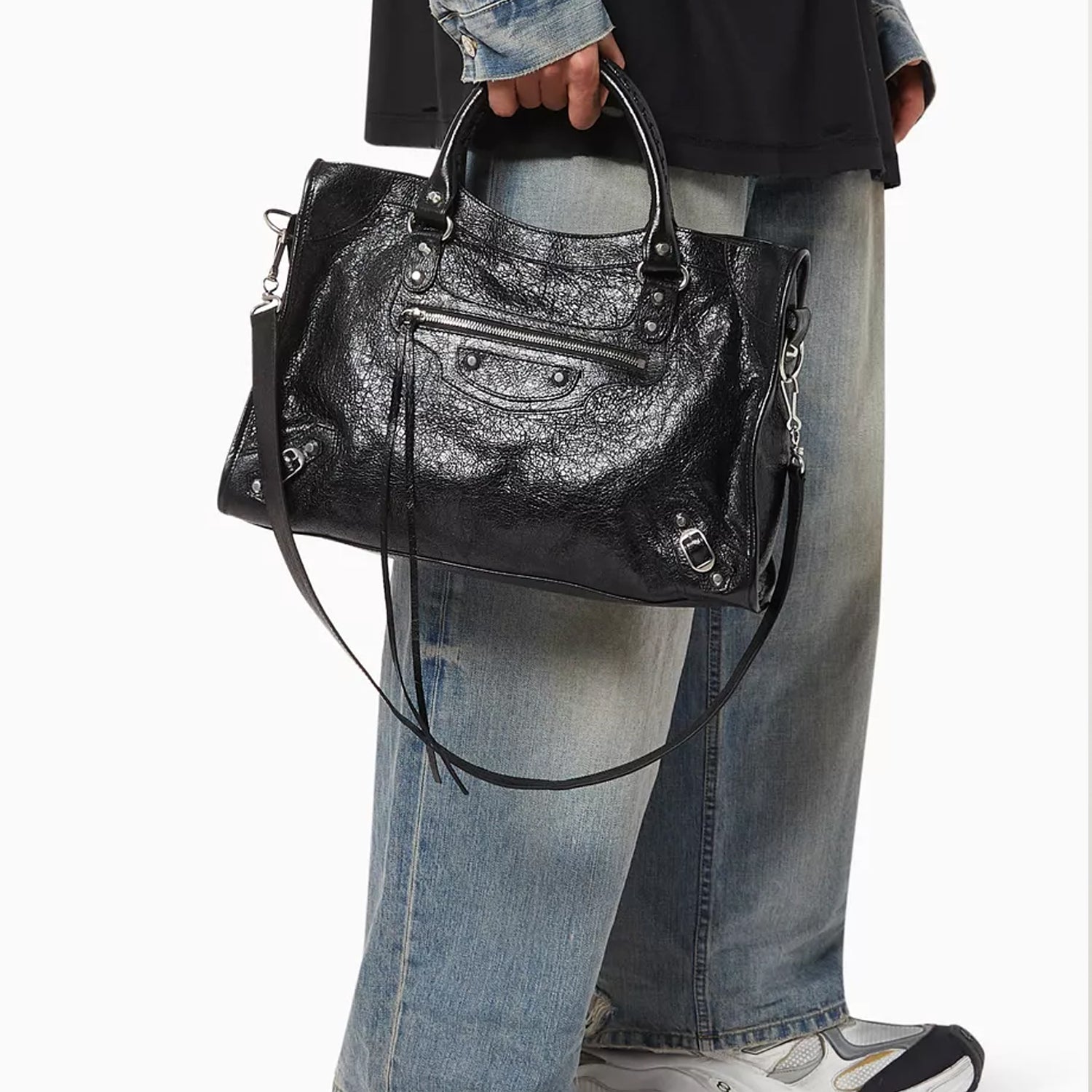 Crossbody Strap and Top Handle on Classic City-Inspired Leather Bag