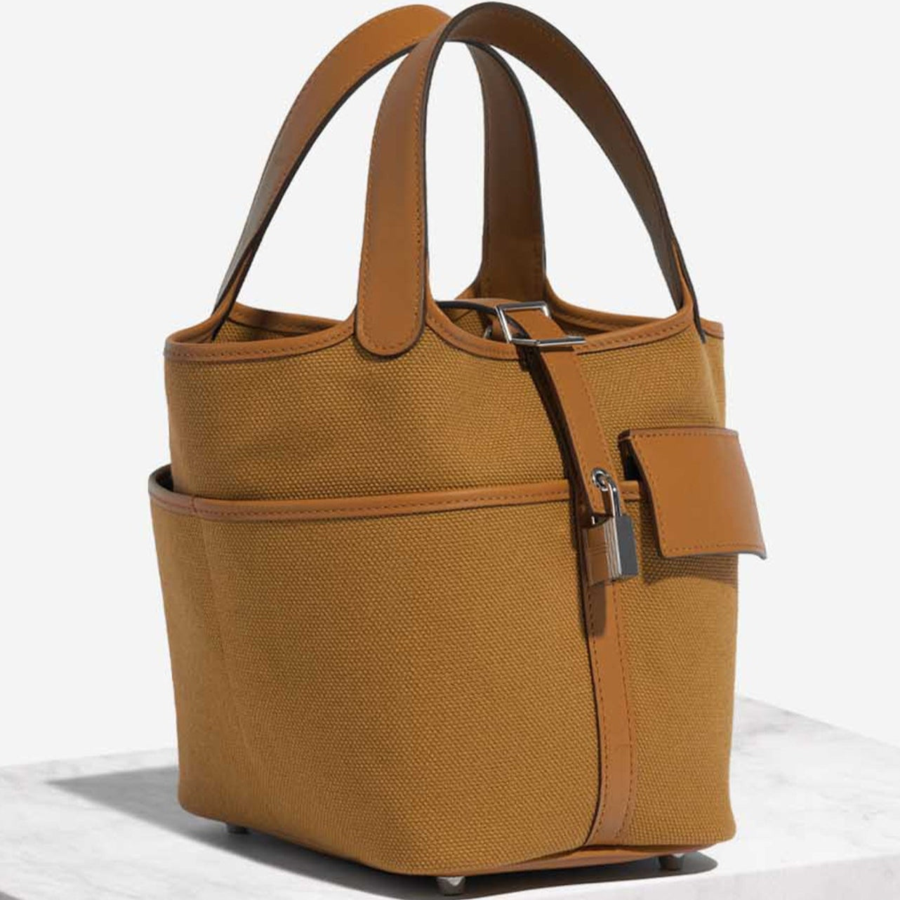Canvas Bucket Bag – Leather Trim & Silver Lock Strap | ComeBackDude